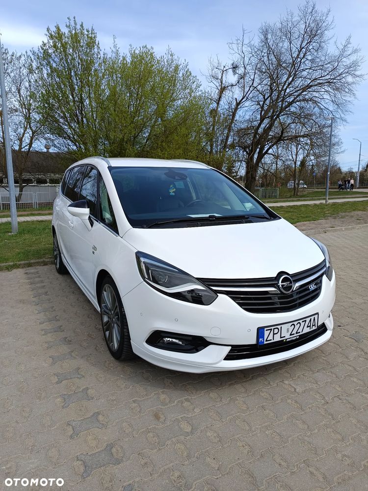 Opel Zafira Tourer 2.0 CDTI ecoFLEX Start/Stop Business Edition - 2