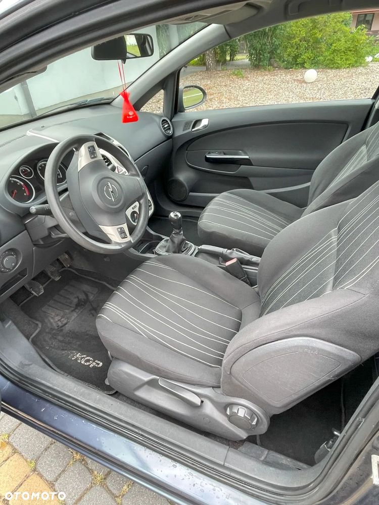 Opel Corsa - 9