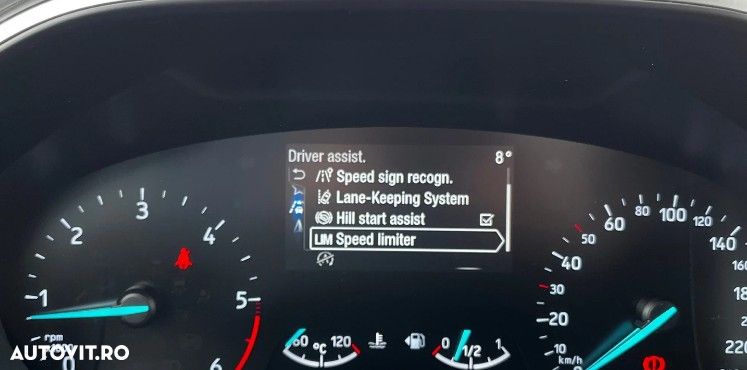 Ford Focus 1.5 EcoBlue Connected - 23