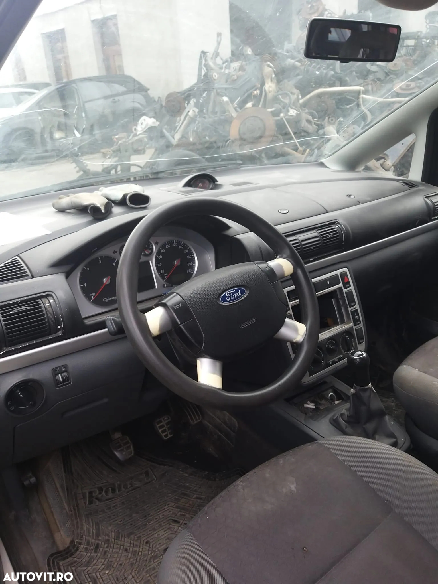 Dezmembram Ford Galaxy din 2002 , motorizare 1.9 TDI - 5