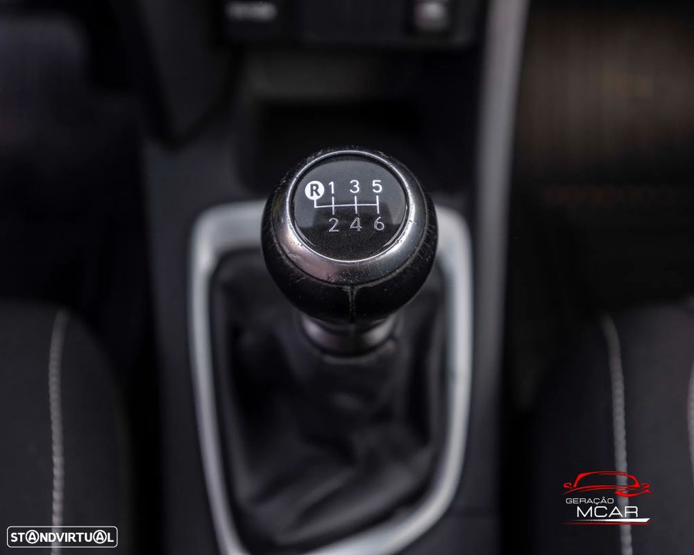 Toyota Auris 2015 photo 5