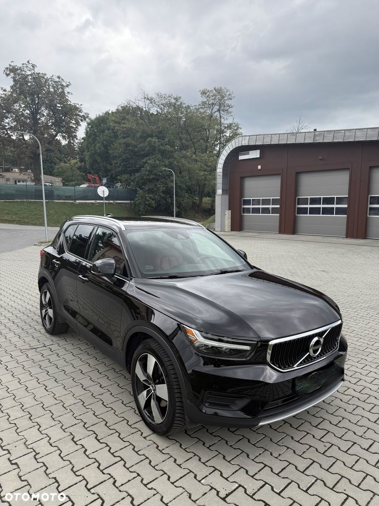 Volvo XC 40 T5 AWD Geartronic Momentum - 1