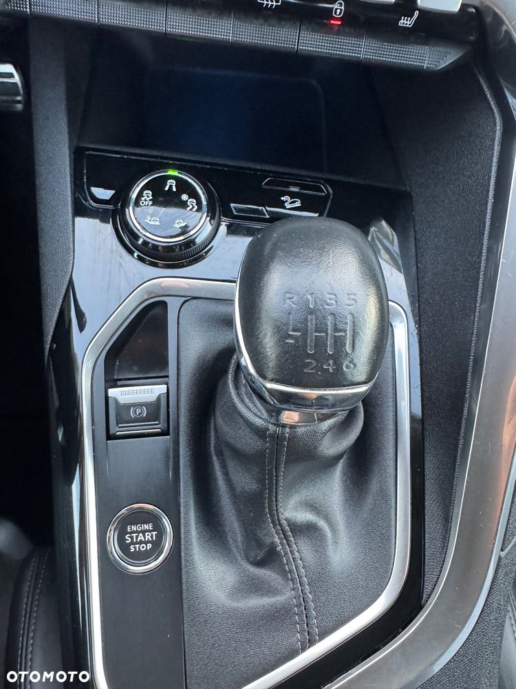 Peugeot 3008 - 20