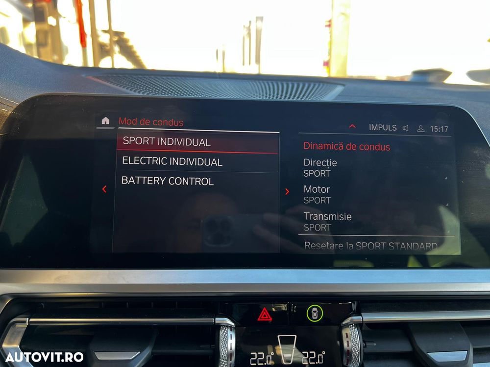 BMW Seria 3 330e Aut. Luxury Line - 28