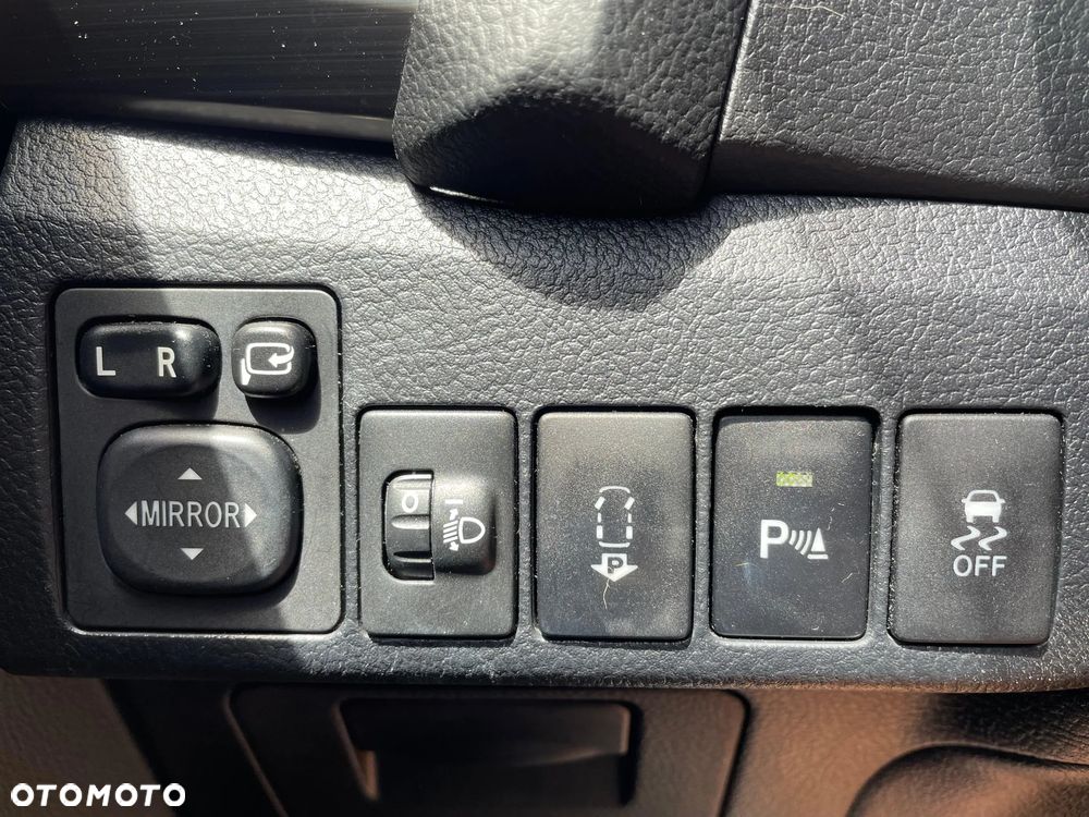 Toyota Auris 1.6 Valvematic Multidrive S Edition - 28