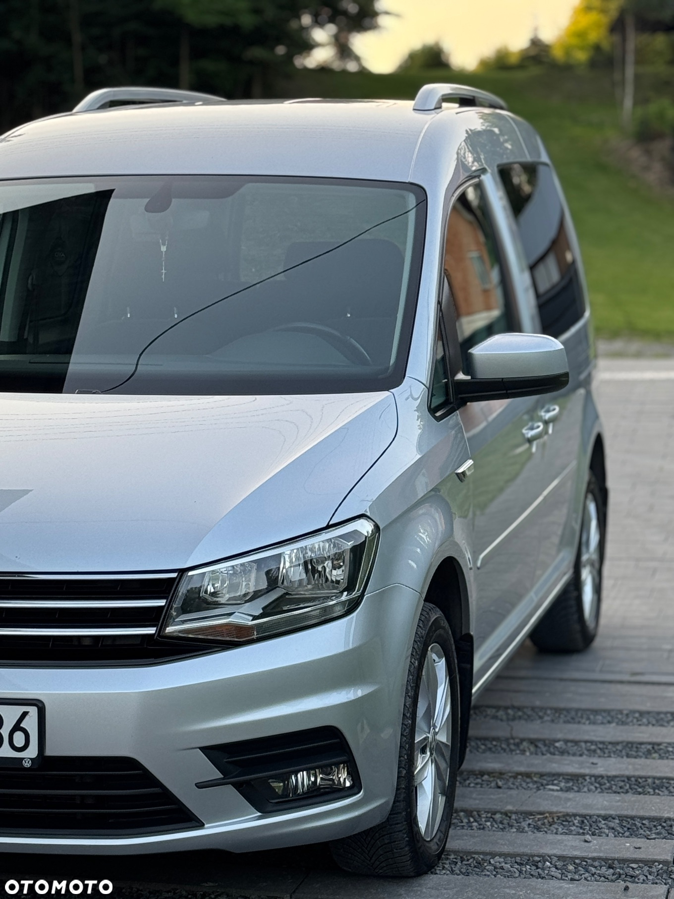 Volkswagen Caddy 2.0 TDI Comfortline - 8