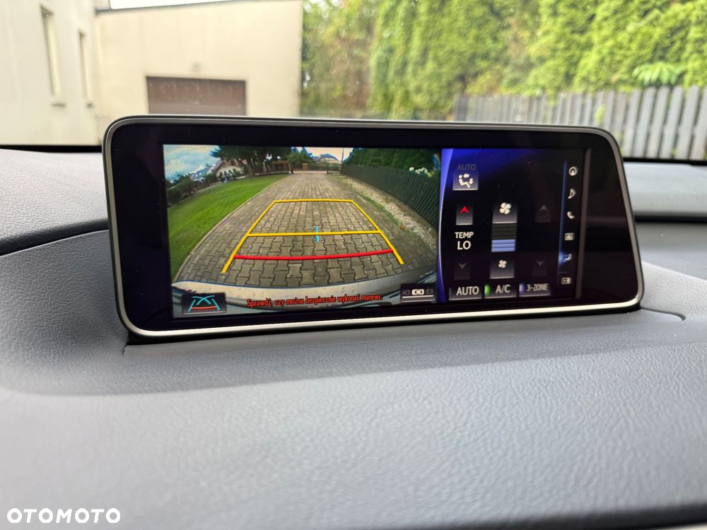 Lexus RX 450hL (hybrid) - 37