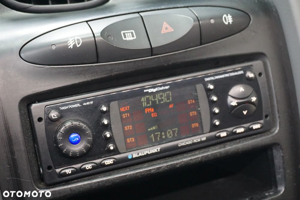 Hyundai Santa Fe - 30