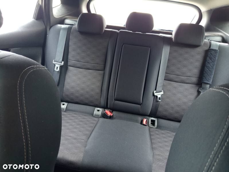 Nissan Qashqai 1.6 dCi 4x4 Tekna S&S - 9