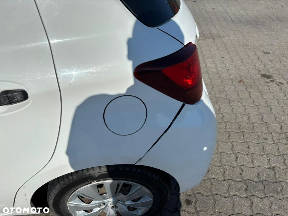 Toyota Yaris 1.0 Active - 12