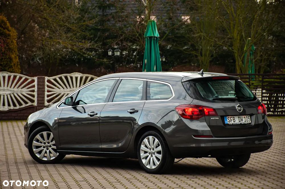 Opel Astra - 11