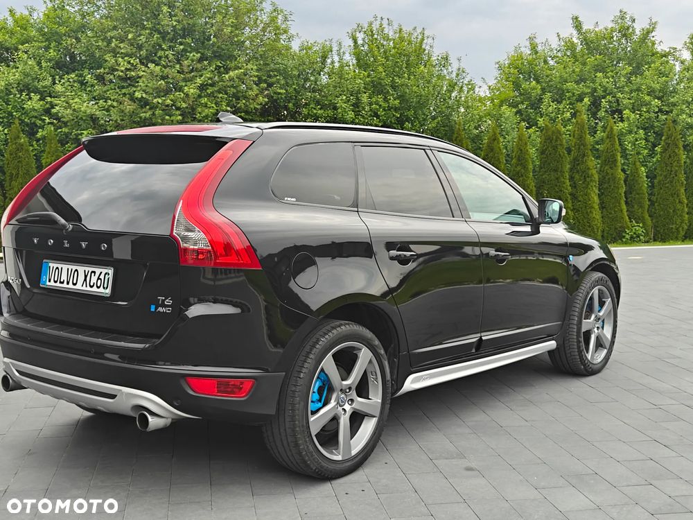 Volvo XC 60 T6 AWD R-Design - 2