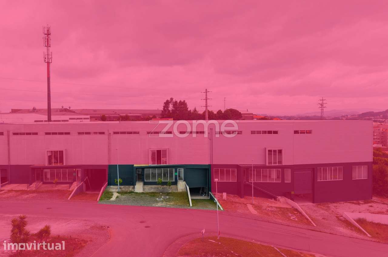 Pavilhão Industrial novo com 1031,68 m² em Santo Tirso - C - Grande imagem: 2/20