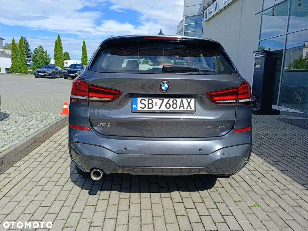 BMW X1 sDrive18i - 4