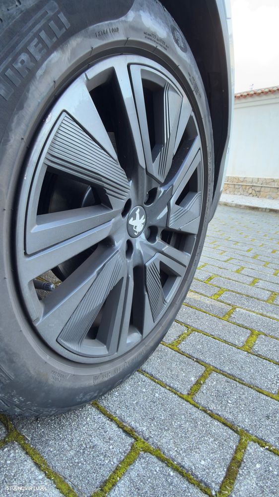 Peugeot e-2008 156 GT Exclusive - 5