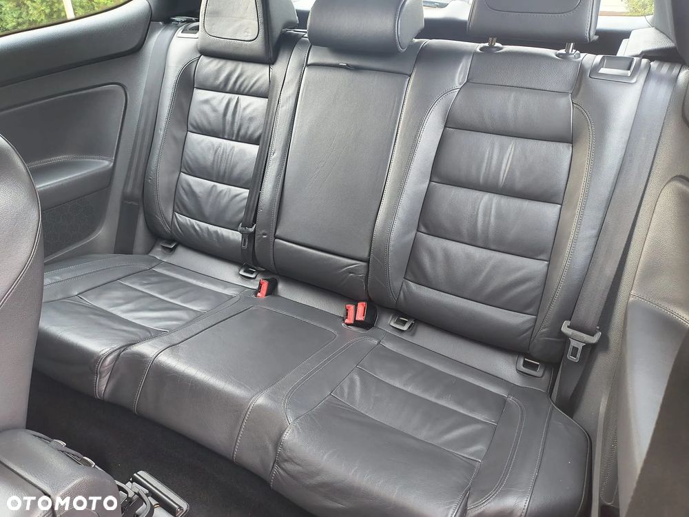 Volkswagen Golf R32 4Motion DSG - 8