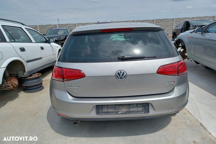 GRILA VENTILATIE BARA PROTECTIE STANGA 5G0853666L Volkswagen VW Golf - 7