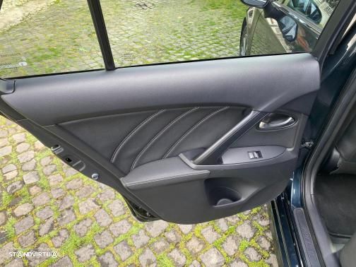 Toyota Avensis Touring Sports 1.6 D-4D Luxury+GPS - 9