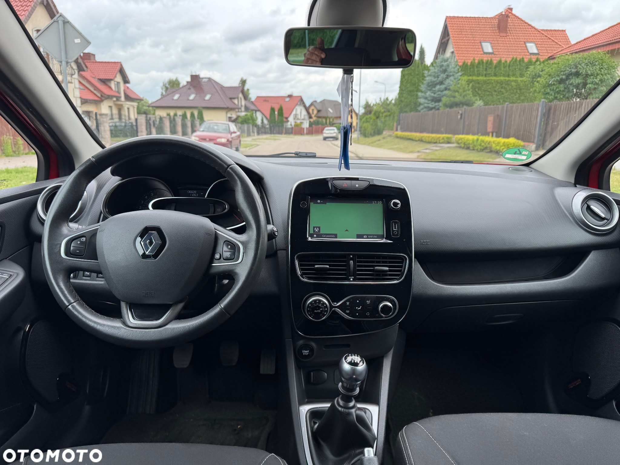 Renault Clio - 26