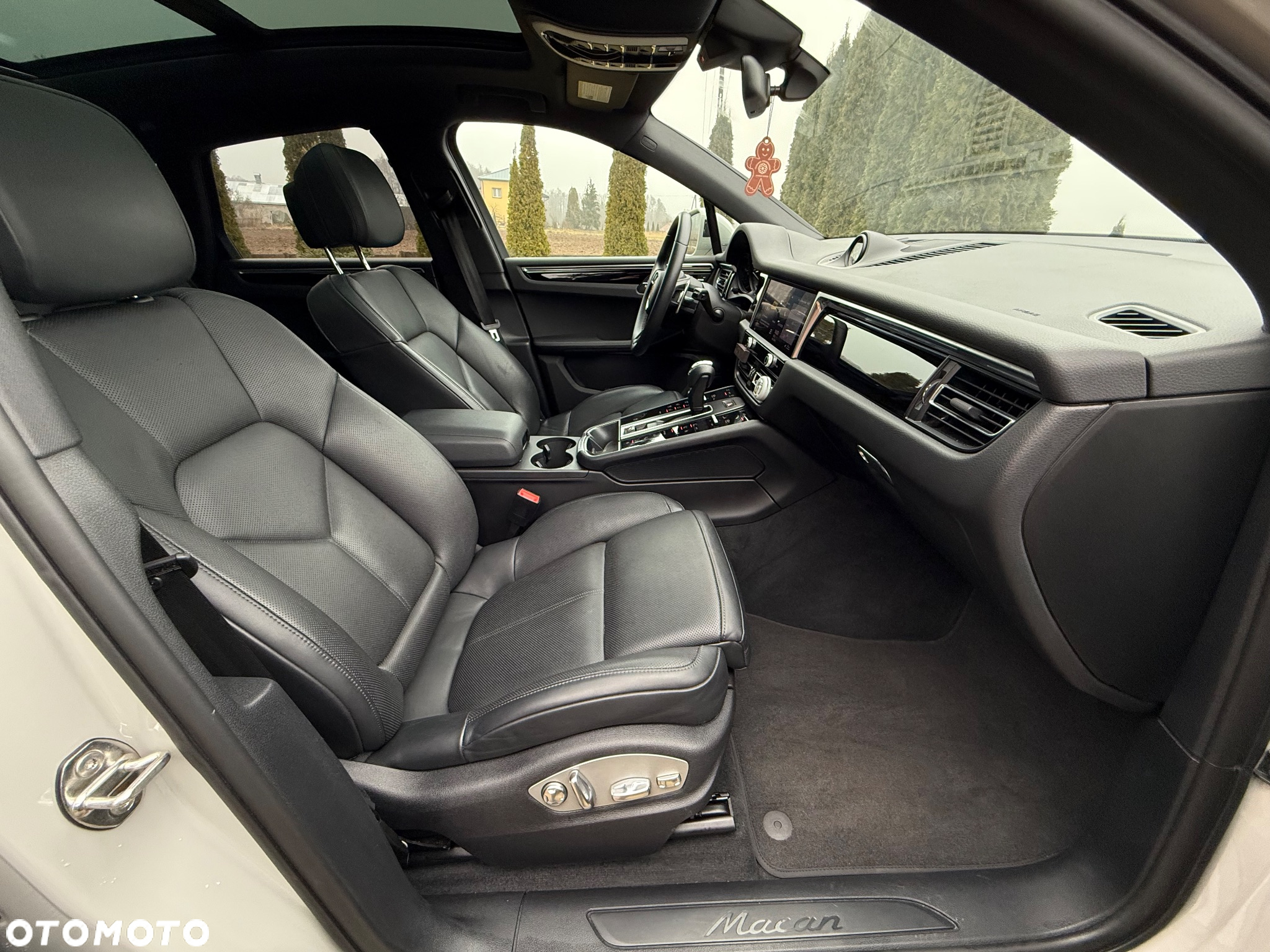 Porsche Macan Standard - 18