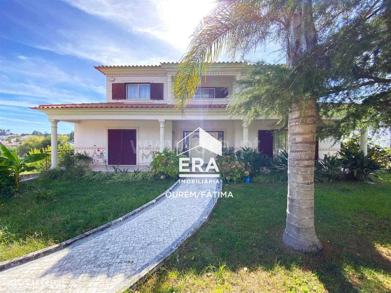 Moradia T4 - Grande imagem: 2/37