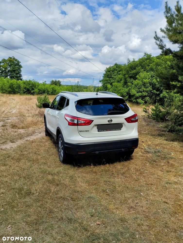 Nissan Qashqai 1.6 DCi 4x4 N-Connecta - 6