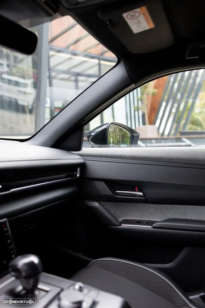 Mazda MX-30 e-SKYACTIV Excellence - 12