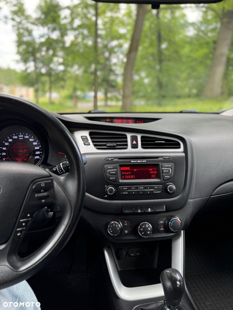 Kia Ceed - 9