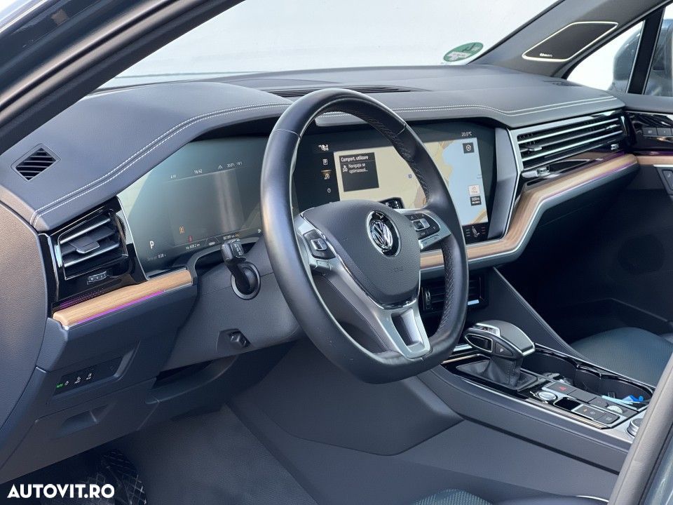 Volkswagen Touareg - 4