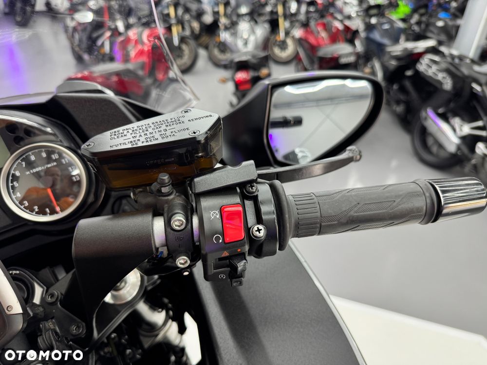 Kawasaki GTR - 26