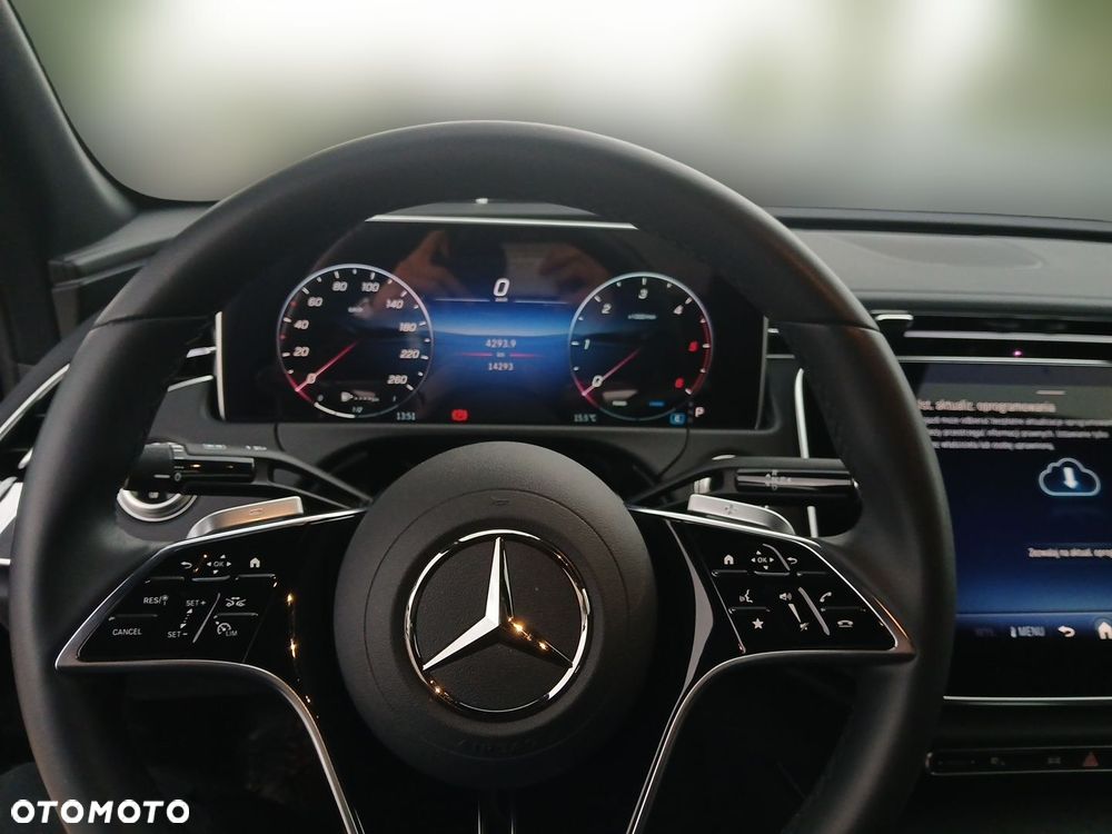 Mercedes-Benz Klasa E 200 d 9G-TRONIC Edition AVANTGARDE - 21