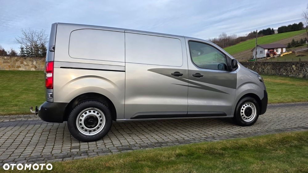 Opel VIVARO III 2.0 150 KM - 9