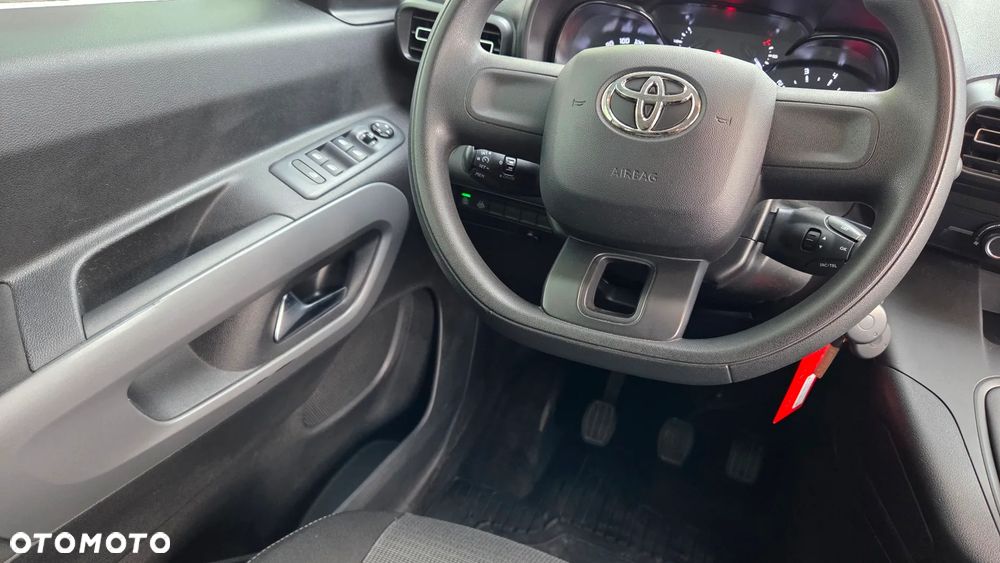 Toyota Proace City Verso 1.5 D-4D Business - 17