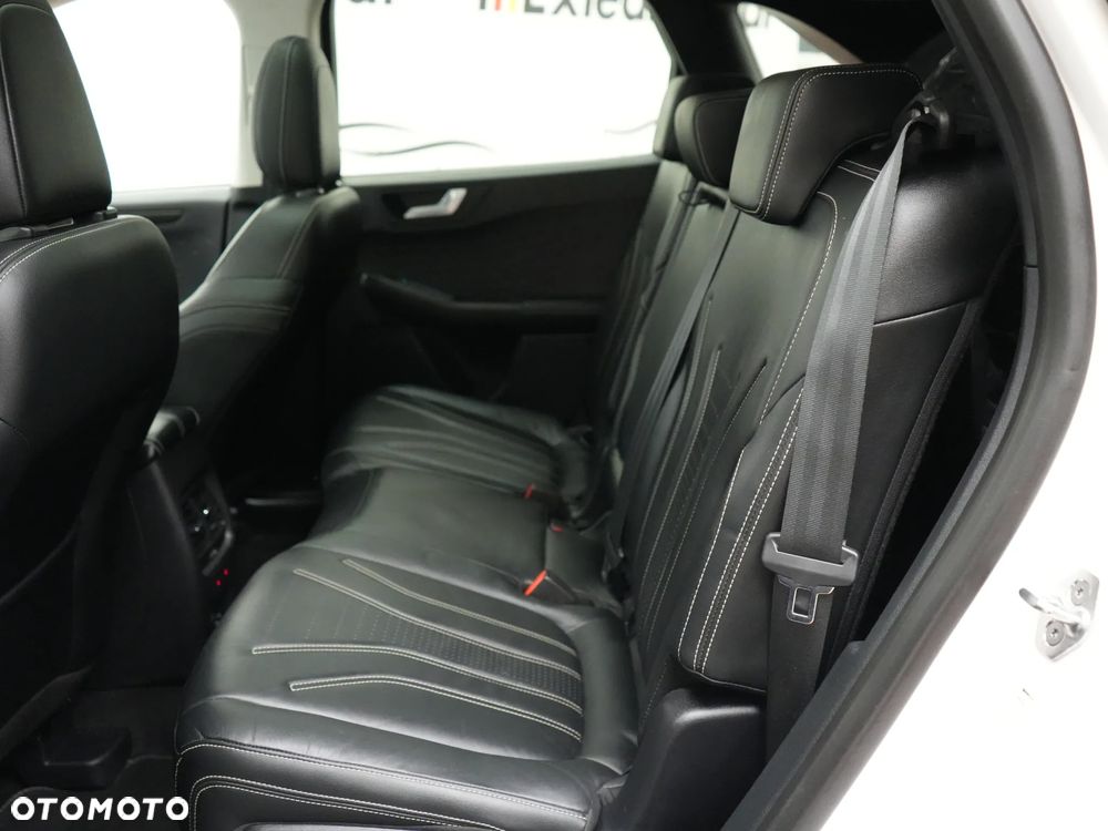 Ford Kuga 2.5P PHEV FWD Vignale - 34