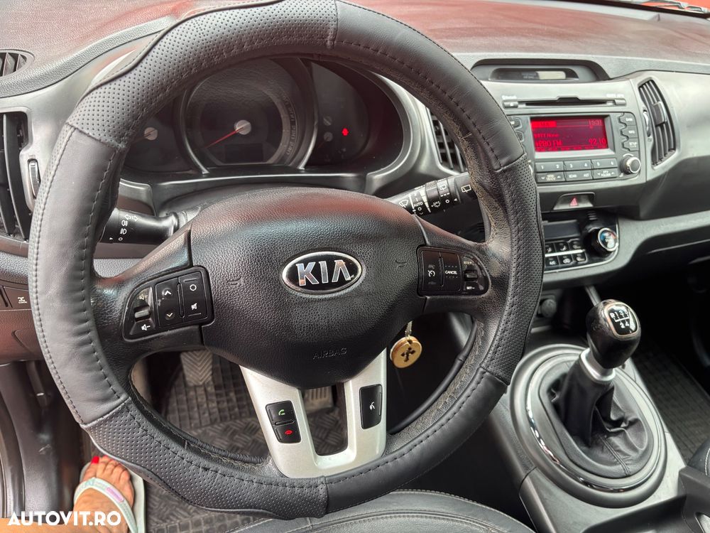 Kia Sportage 2.0 DSL MT 4x4 PREMIUM - 3