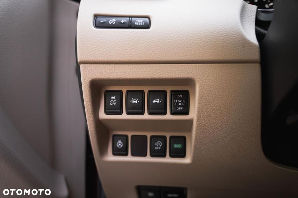 Nissan X-Trail - 26