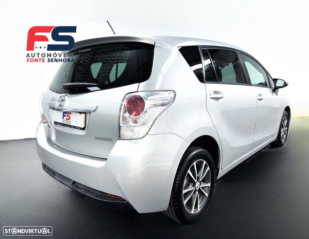 Toyota Verso 1.6 D-4D Comfort - 19