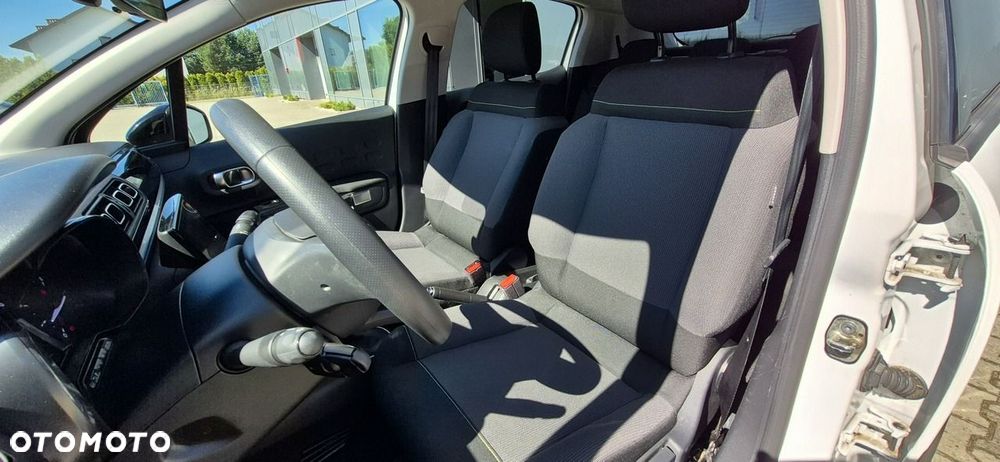 Citroën C3 1.2 PureTech Shine EAT6 - 10