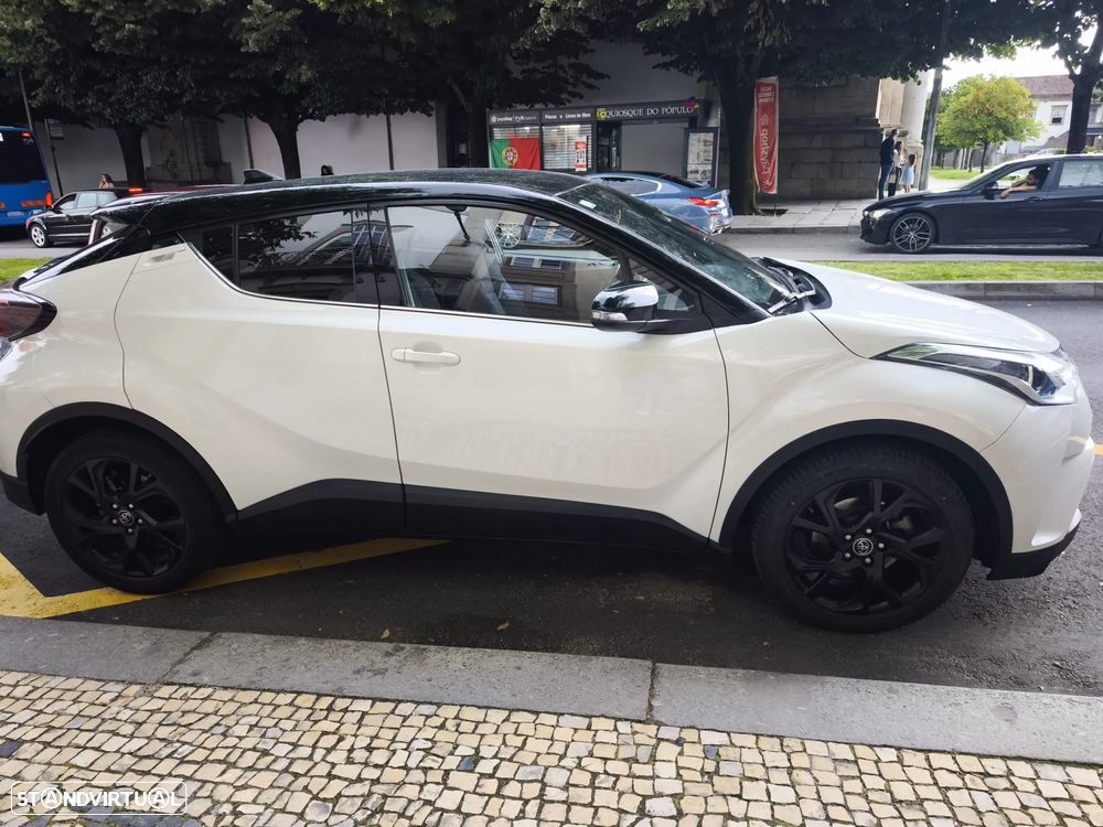 Toyota C-HR 1.8 Hybrid Square Collection - 1
