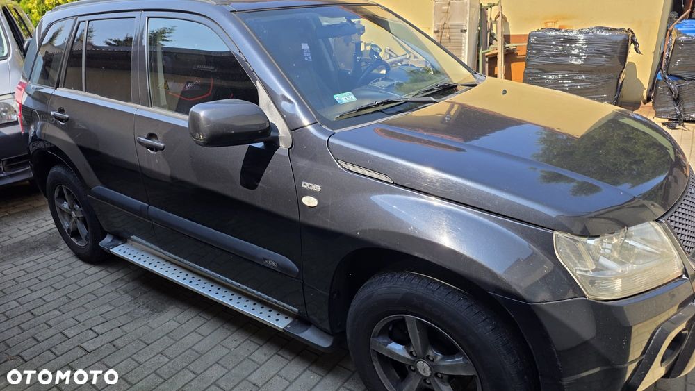 Suzuki Grand Vitara 1.9 DDiS - 4