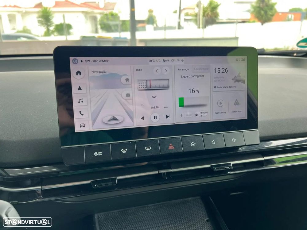 MG MG4 64 kWh Luxury - 17