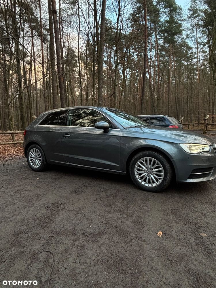 Audi A3 3-drzwiowe 1.8 TFSI Ambiente S tronic - 4