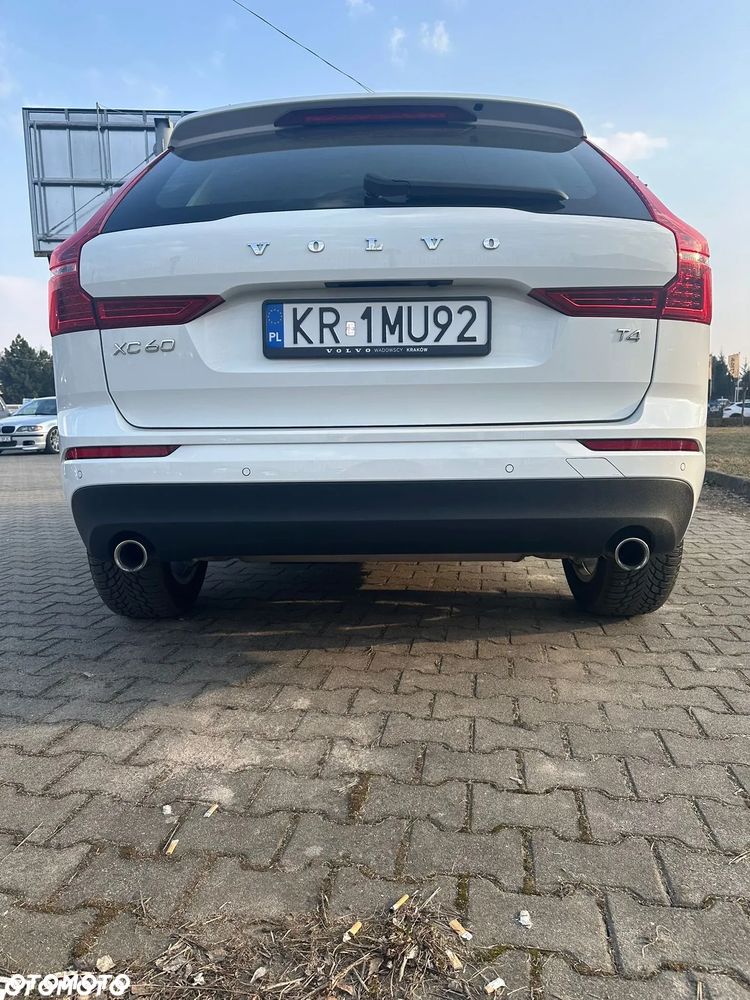 Volvo XC 60 T4 Momentum Pro - 15