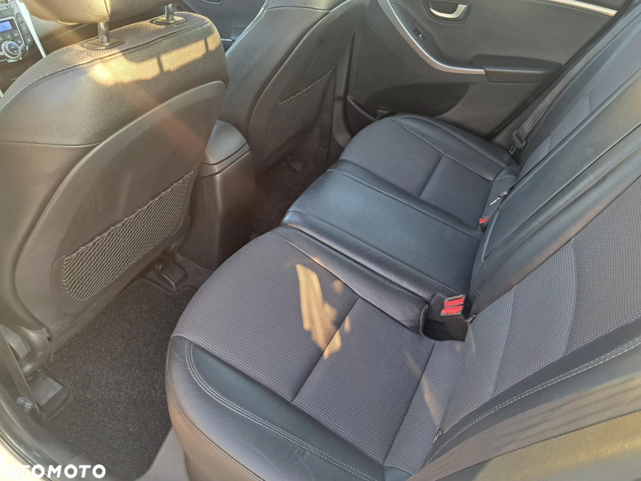 Hyundai i30 1.6 CRDi Premium - 25