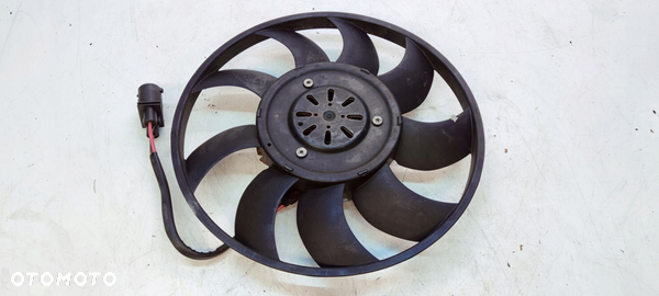 WENTYLATOR CHŁODNICY AUDI A6 C7 A7 A8 D4 3.0 TDI 4H0959455AE