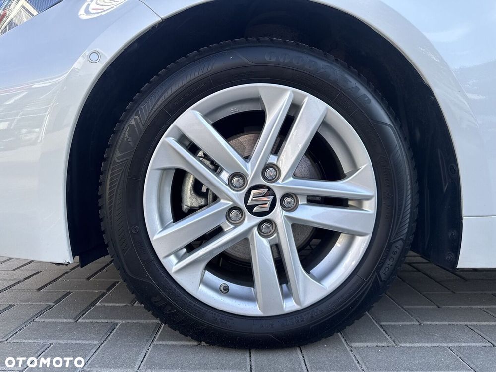 Suzuki Swace 1.8 Hybrid Elegance CVT - 28