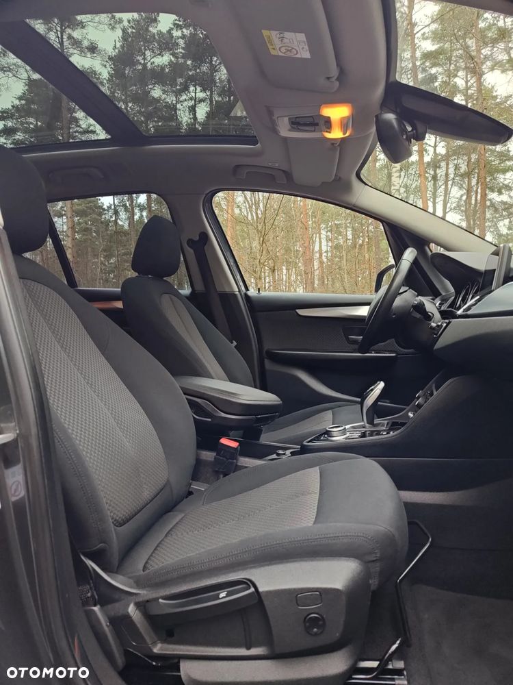 BMW Seria 2 218d GT - 22