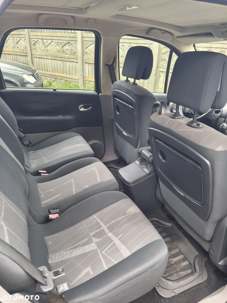 Renault Scenic 1.6 Confort Authentique - 9