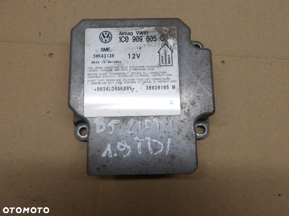 PASSAT B5 FL SEDAN 1.9TDI MODUŁ PODUSZEK AIRBAG 1C0909605C - 1