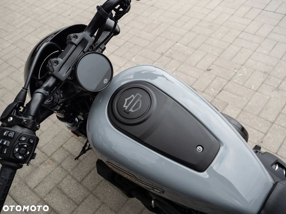 Harley-Davidson Sportster Nightster 975 - 15